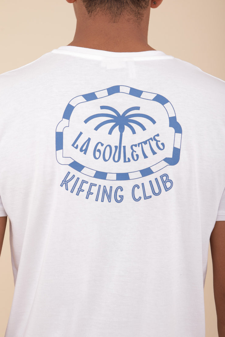 Tshirt 'La Goulette' - 'Kiffing Club' imprimé au dos couleur bleu moyen.