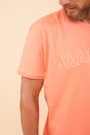 T-shirt pour homme, manches courtes et encolure ronde. Couleur rose corail.