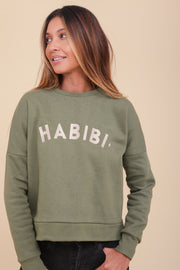C'est le grand retour des sweats croppés pour femme. Découvrez le modèle Habibi en molleton tout doux, on le porte tous les jours.