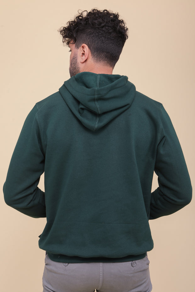 Pièce iconique, le hoodie pour homme by LYOUM, en molleton épais et gratté. 
