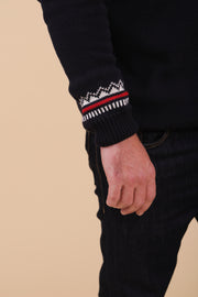 Découvrez le nouveau pull en maille pour homme by LYOUM. Déjà un iconique.