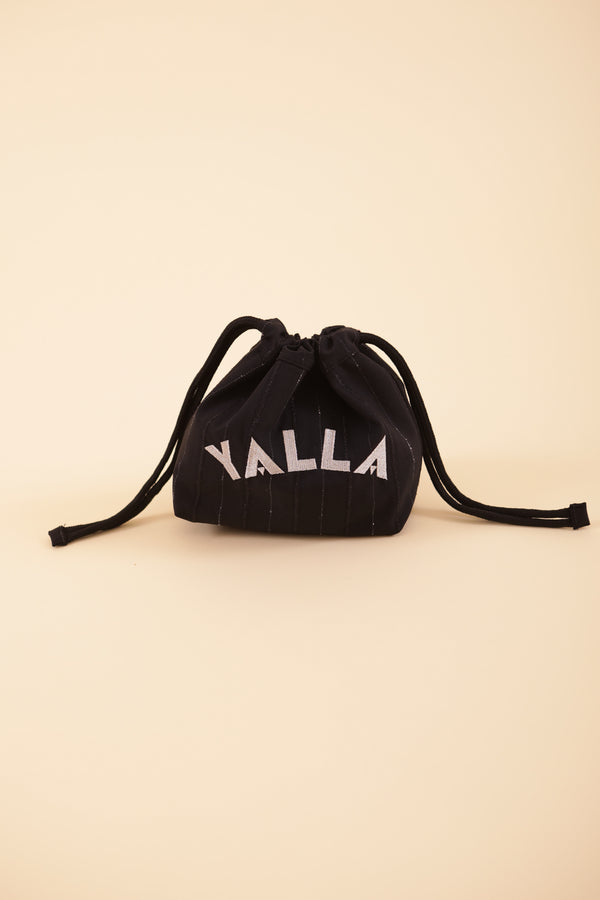 Nouvelle pochette Yalla by LYOUM, déjà irrésistible.