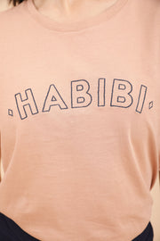 T-shirt 'Habibi' ('mon Amour' en arabe), lettres brodées .