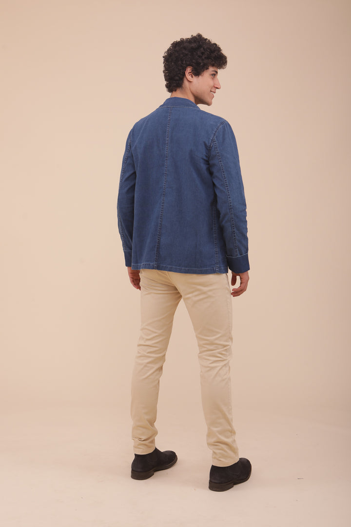  Veste Dengri en coton by Lyoum pour hommes. Coupe classique droite parfaite, avec tous les attributs de la veste d'origine : boutons chinois, petites poches plaquées et manches à revers.