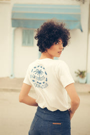 Dans la Collab LYOUM x STay Tunes : le tshirt Madame Kif, iconique dans sa version méditerranéenne en coton bio.